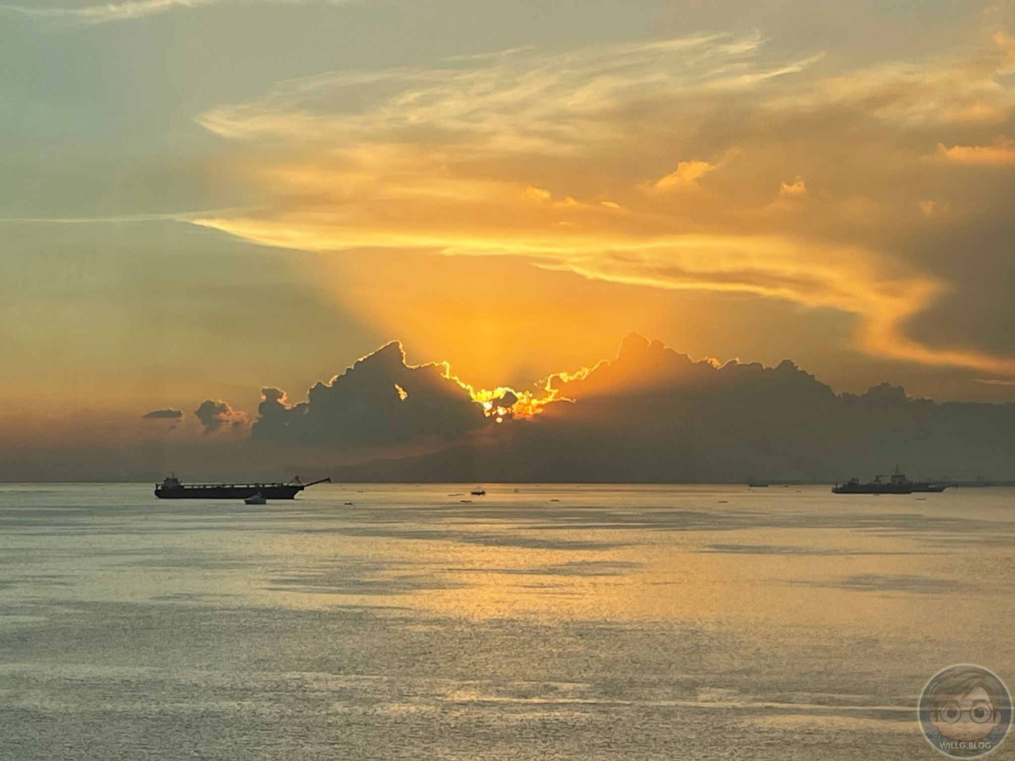 Sunset therapy, no appointment needed.